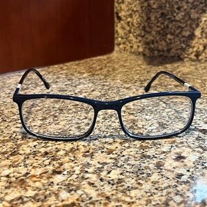 Lacoste eyeglasses frames. Blue
L2808 424 55-18 145